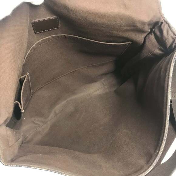 LOUIS VUITTON Authentic Brown Damier Canvas Messenger Shoulder Bag